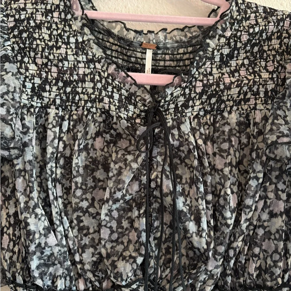 NWT Free People Beatrice Lace-Up Top Chiffon Puff-Sleeve Women’s Medium Black